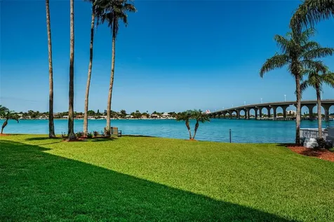5901 Bahia Del Mar Circle St Petersburg FL 33715