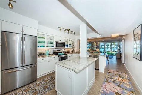 5901 Bahia Del Mar Circle St Petersburg FL 33715