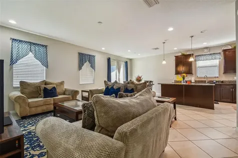 8205 Barnside View Lane Gibsonton FL 33534