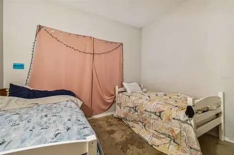 8205 Barnside View Lane Gibsonton FL 33534
