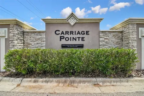 8205 Barnside View Lane Gibsonton FL 33534