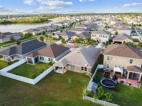 8205 Barnside View Lane Gibsonton FL 33534