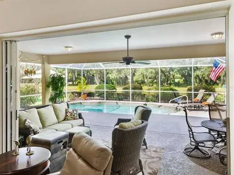 6611 Peach Tree Creek Road Bradenton FL 34203