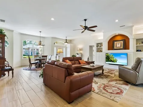 6611 Peach Tree Creek Road Bradenton FL 34203
