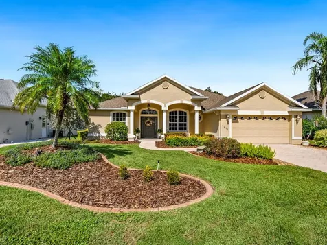 6611 Peach Tree Creek Road Bradenton FL 34203