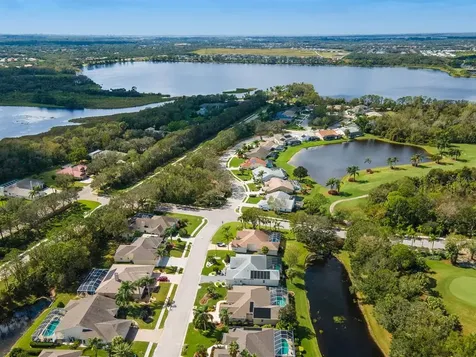 6611 Peach Tree Creek Road Bradenton FL 34203