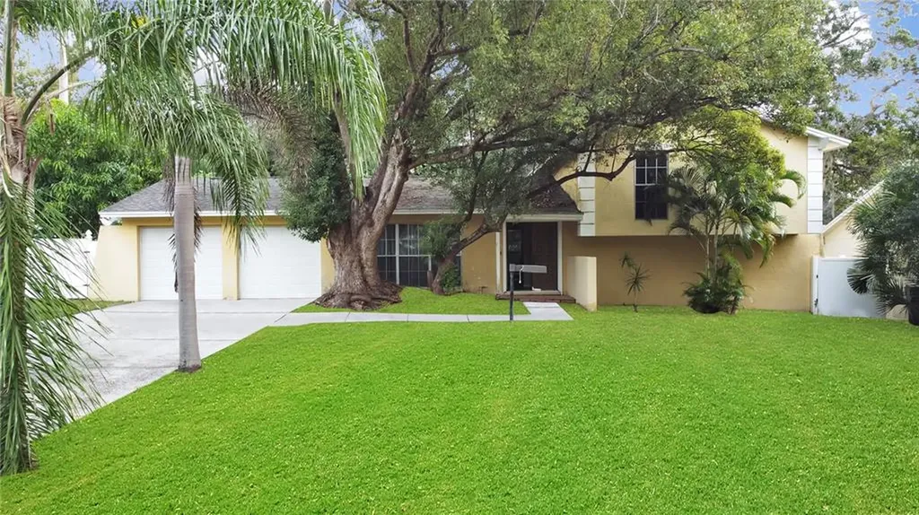 613 Valley Hill Drive Brandon FL 33510
