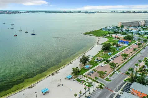 5613 28th Avenue S Gulfport FL 33707