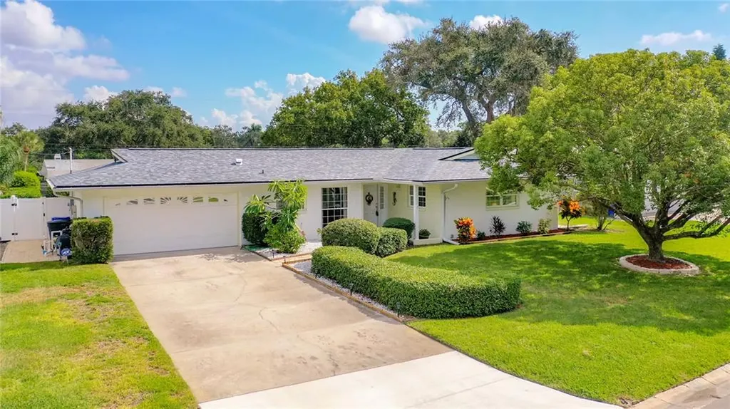 2347 Armour Drive Dunedin FL 34698