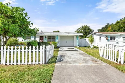 512 Kentucky Avenue Saint Cloud FL 34769