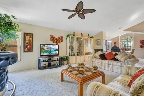 1102 Whispering Winds Court Apopka FL 32703
