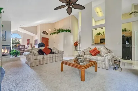 1102 Whispering Winds Court Apopka FL 32703