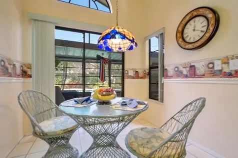 1102 Whispering Winds Court Apopka FL 32703