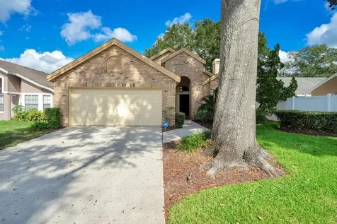 1102 Whispering Winds Court Apopka FL 32703