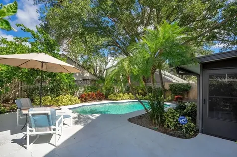 1102 Whispering Winds Court Apopka FL 32703