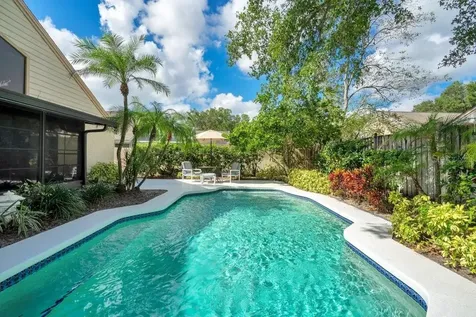 1102 Whispering Winds Court Apopka FL 32703
