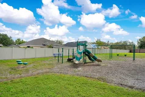1102 Whispering Winds Court Apopka FL 32703