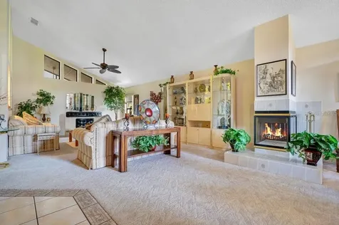 1102 Whispering Winds Court Apopka FL 32703