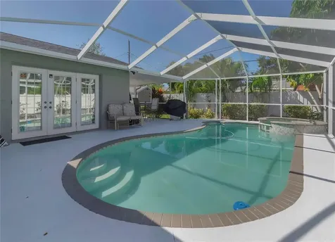 3264 57th Street N St Petersburg FL 33710