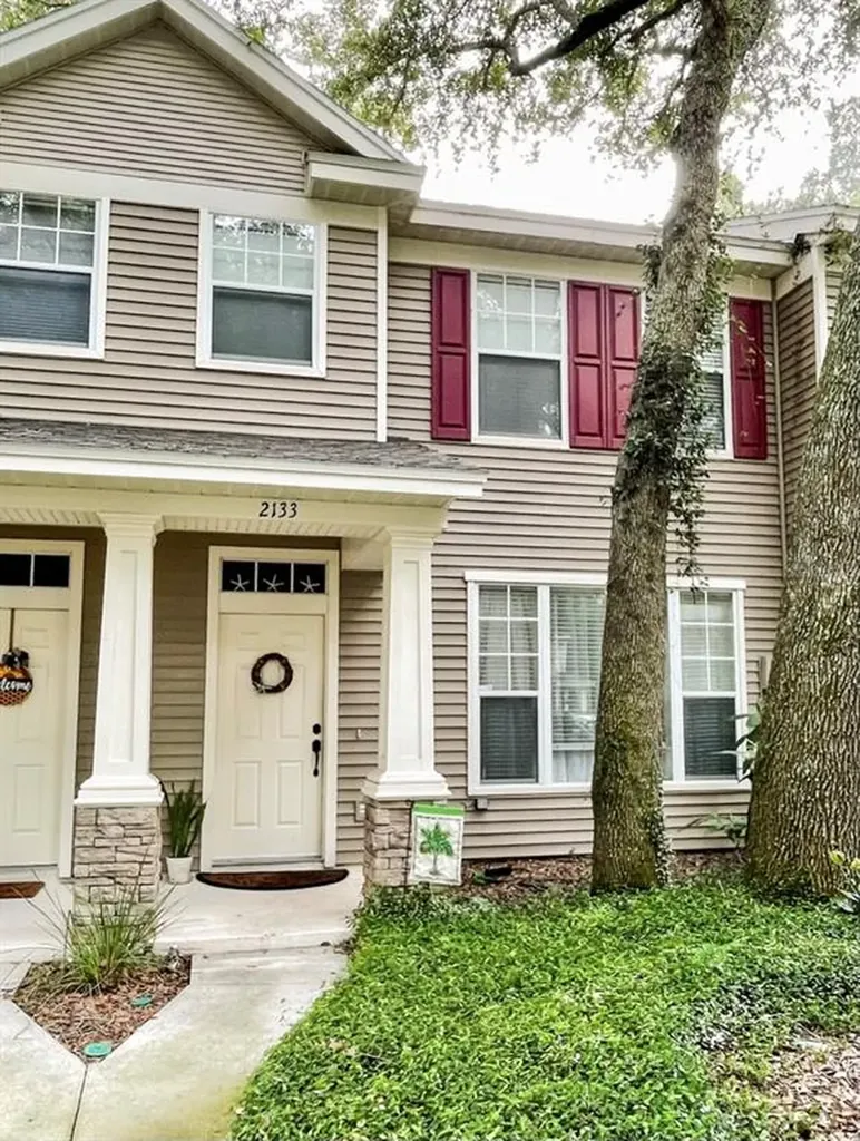 2133 Golden Oak Lane Valrico FL 33594