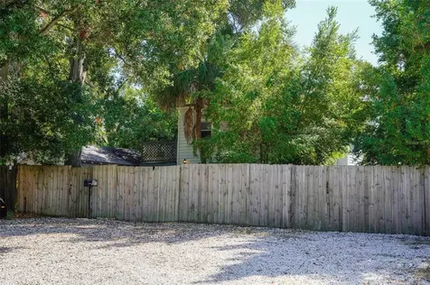1044 22nd Avenue N St Petersburg FL 33704