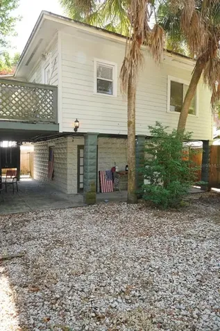 1044 22nd Avenue N St Petersburg FL 33704