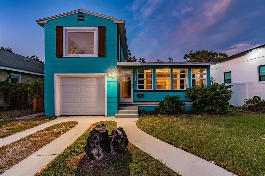 2545 13th Avenue North St Petersburg FL 33713