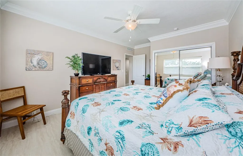 880 Mandalay Avenue Clearwater FL 33767