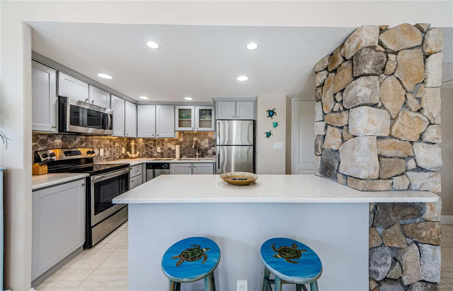 880 Mandalay Avenue Clearwater FL 33767