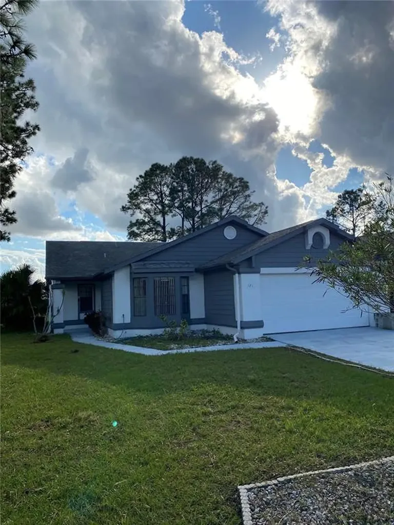 121 Lindenwood Court Kissimmee FL 34743