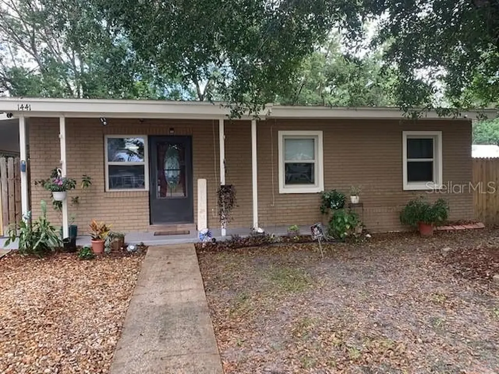1441 Ambassador Avenue Deltona FL 32725
