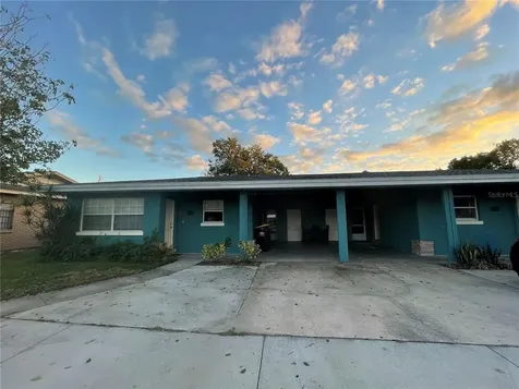 405 & 407 Pilaklakaha Avenue Auburndale FL 33823
