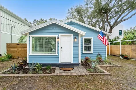 3212 W Price Avenue Tampa FL 33611