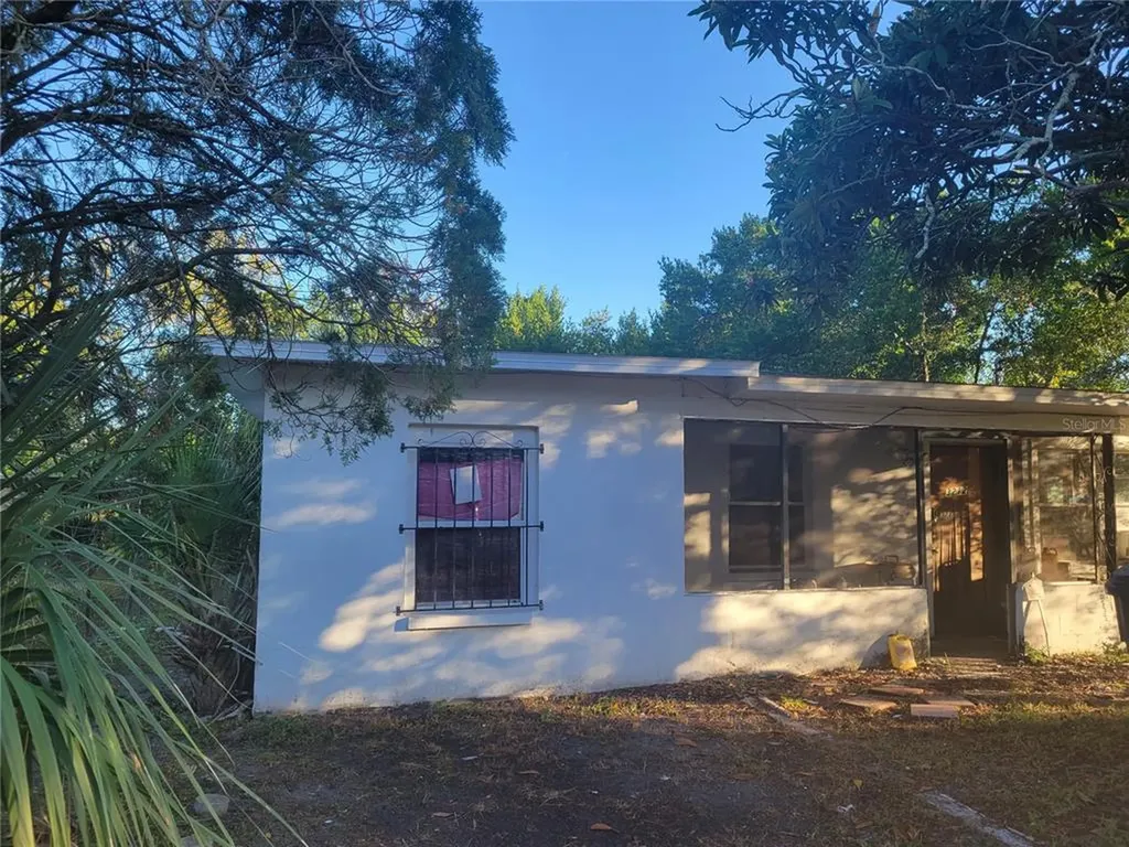 3212 E Frierson Avenue Tampa FL 33610