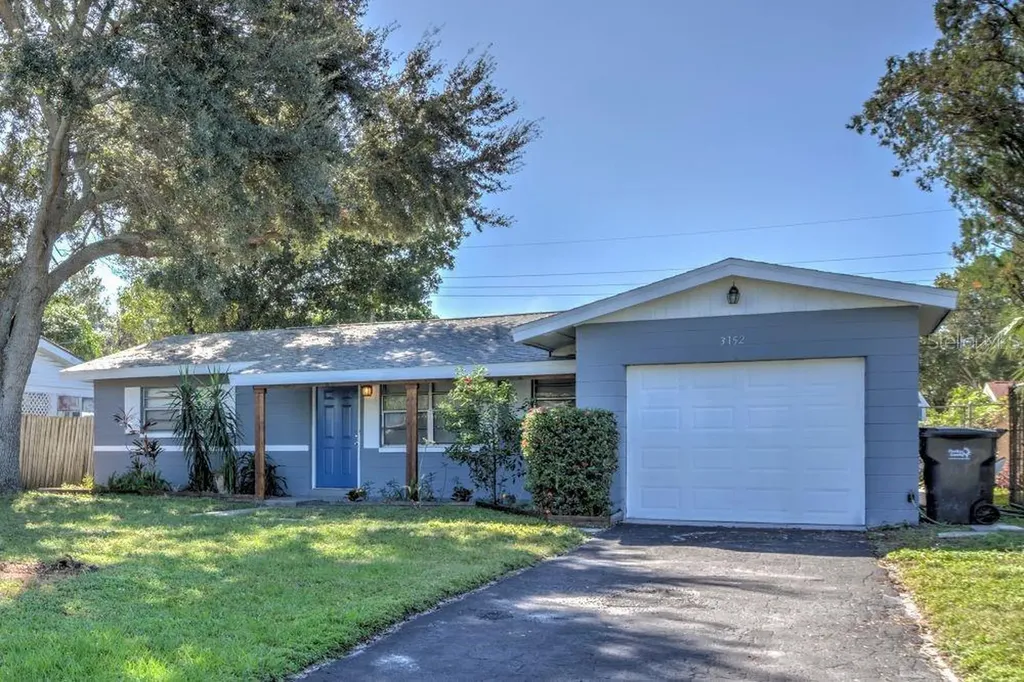 3152 50th Avenue N St Petersburg FL 33714
