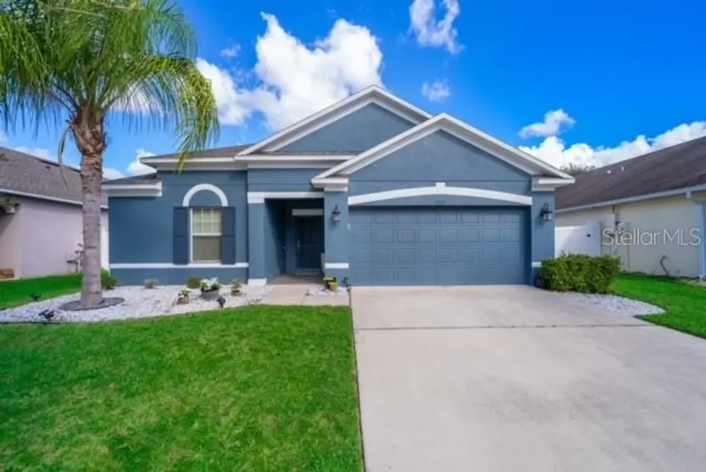 2725 Stanwood Drive Kissimmee FL 34743