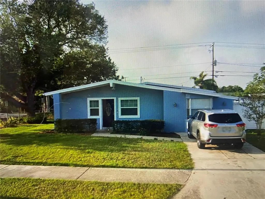 4402 W Henry Avenue Tampa FL 33614
