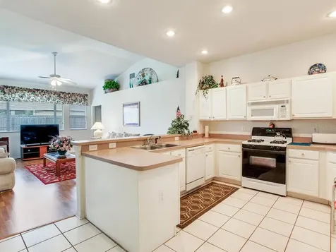 1406 W River Court Valrico FL 33596