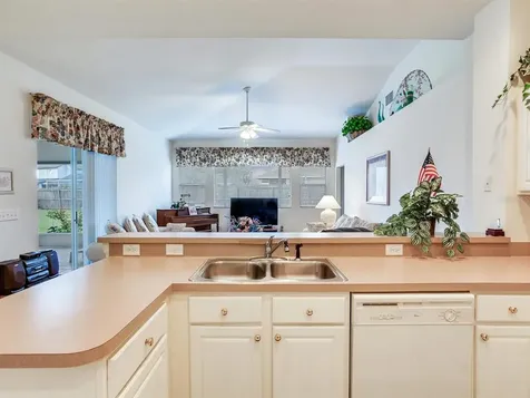 1406 W River Court Valrico FL 33596