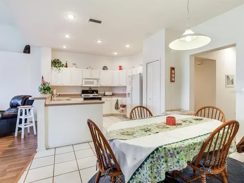 1406 W River Court Valrico FL 33596