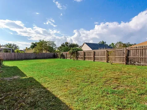 1406 W River Court Valrico FL 33596