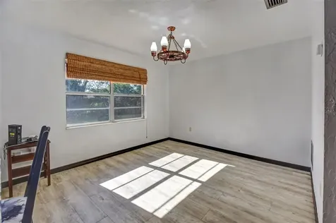 320 E Kentucky Avenue Deland FL 32724