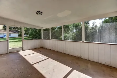 320 E Kentucky Avenue Deland FL 32724
