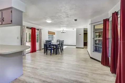 320 E Kentucky Avenue Deland FL 32724
