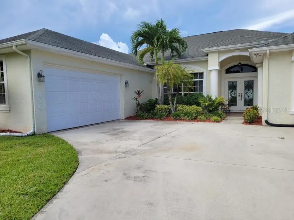 876 Noa Street Fort Pierce FL 34982