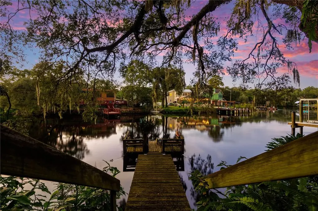 311 W Hanlon Street Tampa FL 33604
