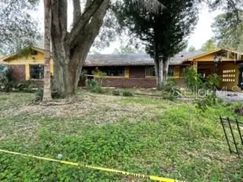7815 N 52nd Street Tampa FL 33617