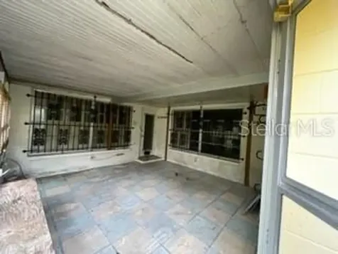 7815 N 52nd Street Tampa FL 33617