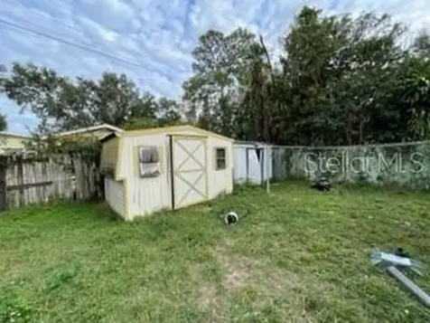 7815 N 52nd Street Tampa FL 33617