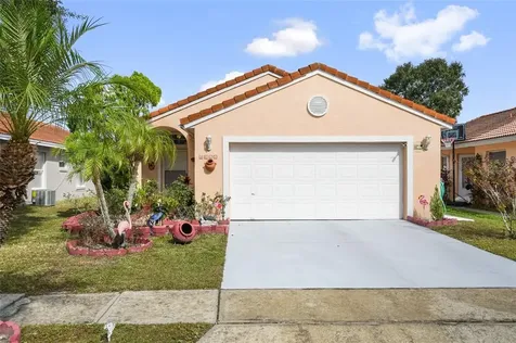 2411 Placetas Court Kissimmee FL 34743